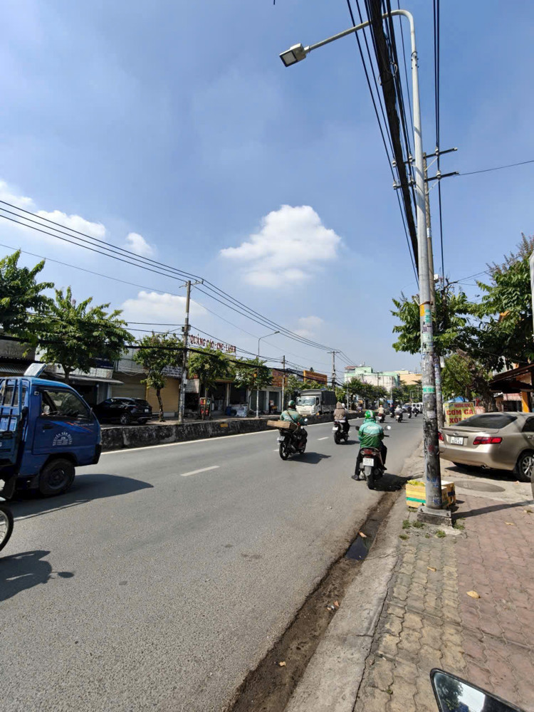 Mặt Tiền (8X20) Phan Văn Hớn – Tân Thới Nhất, Quận 12