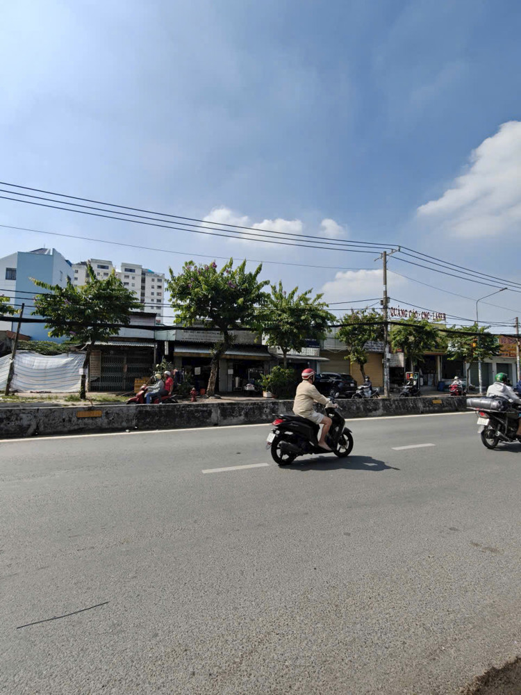 Mặt Tiền (8X20) Phan Văn Hớn – Tân Thới Nhất, Quận 12