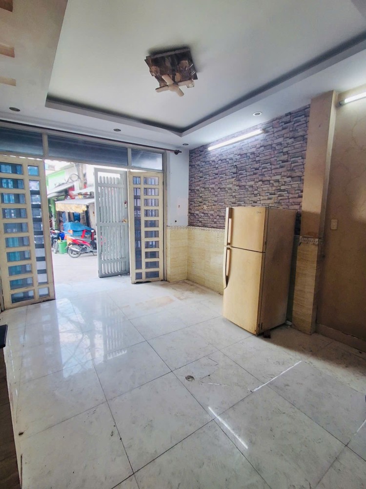 Bán Nhà Tân Bình - Hẻm Xe Hơi - Tiện Ở Kinh Doanh - 35M - Nhỉnh 4 Tỷ