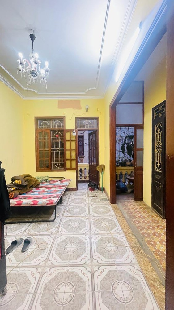 Nhà Phân Lô Phố Tô Vĩnh Diện- 33M*5tầng- Vỉa Hè - Ôtô Tải Tránh- Kinh Doanh- Giá 13,4 Tỷ