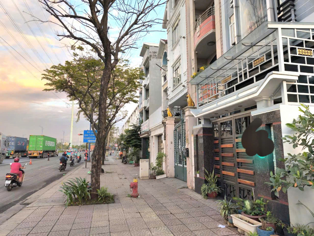 Thửa Đất Mặt Tiền Vip Đồng Văn Cống, Sổ Vuông Đẹp Ngay Phường Thạnh Mỹ Lợi,99M2