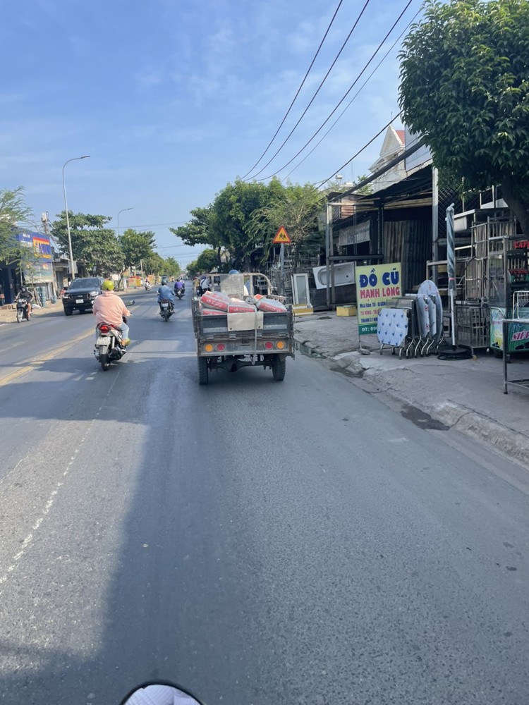 Bán nhà mặt tiền 8,4x35m giá 11 tỷ Đường Bùi Công Trừng