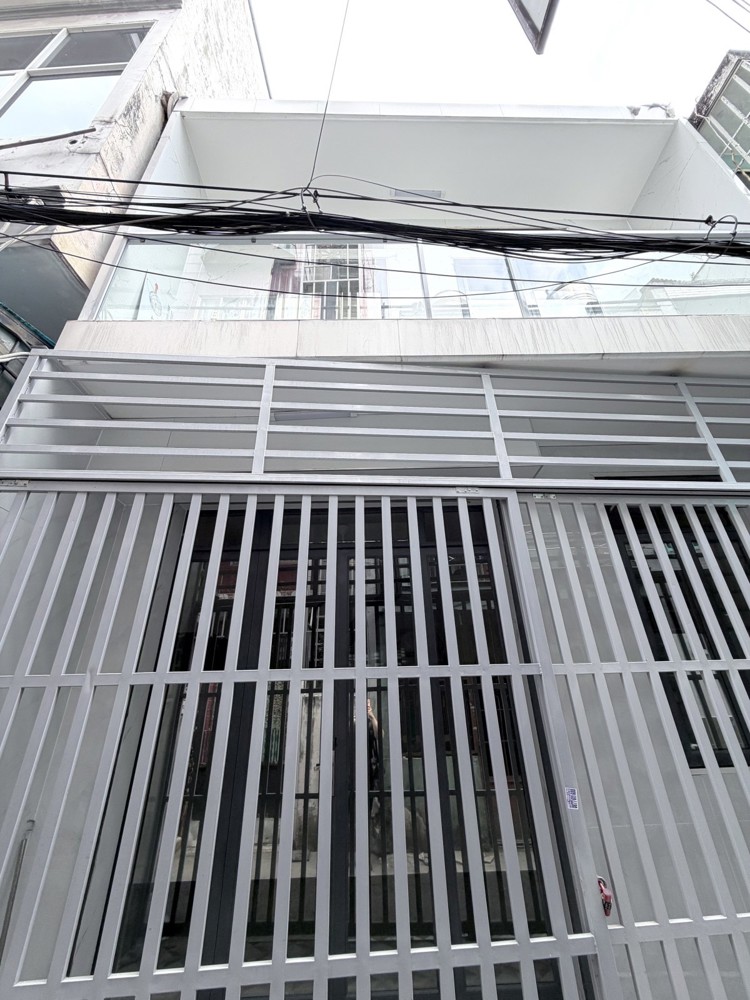 Bán Nhà Phạm Văn Hai P.3 Tân Bình 5M X 5.6M 2Pn 2Wc Giá 4.4T Tl