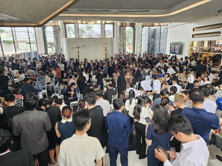 THE EMERALD GARDEN VIEW i, thiết kế hiện đại, phù hợp cho thuê hoặc ở lâu dài chỉ 7tr/tháng