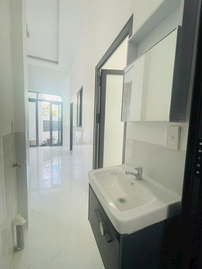 BÁN NHÀ GIÁ RẺ TRUNG TÂM THỊ TRẤN LONG ĐIỀN – CHỈ 1,48 TỶ