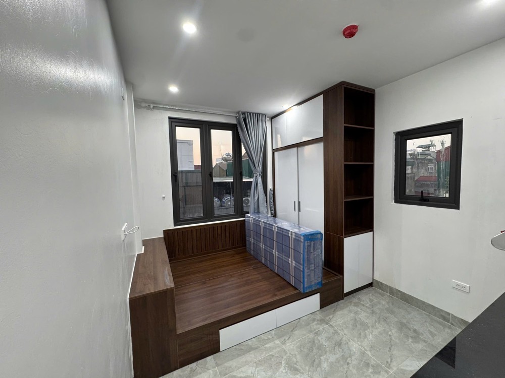 Bán Nhà Trung Tả Đống Đa 16.5 Tỷ 20 Phòng Khép Kín Cho Thuê 100Tr/th 3 Mặt Thoáng Giá Rẻ Đầu Tư