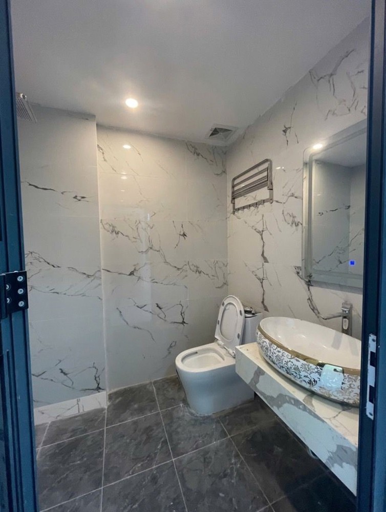 Bán Nhà Nguyễn Chí Thanh_phân Lô Vỉa Hè_6 Tầng Thang Máy_ngõ Kd Ô Tô Tránh_40m2