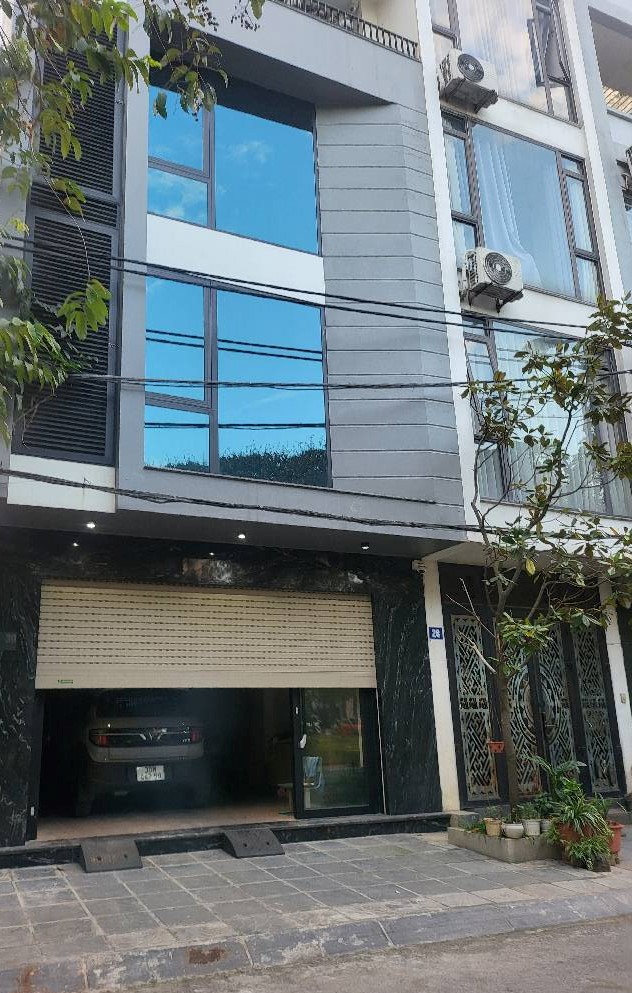 Bán Nhà Đặng Tiến Đông_ô Tô Cất Nhà_gần Hồ Hoàng Cầu_mt Rộng Bề Thế_82m2