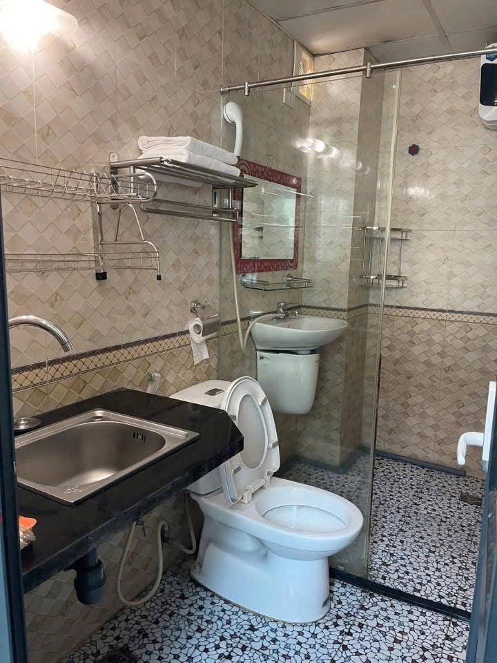 Bán Tòa Nhà Đường Láng_dòng Tiền Hàng Tỷ_9 Tầng Thang Máy_ô Tô Tránh_80m2_giá Chào 37 Tỷ