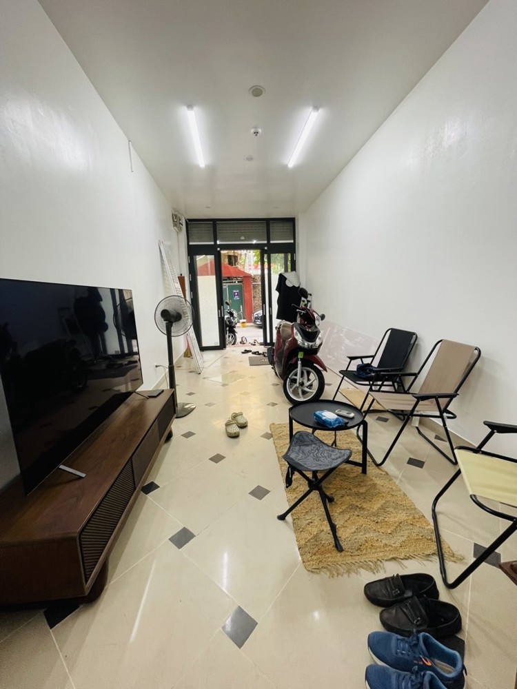 Bán Nhà Trần Quang Diệu_vỉa Hè Ô Tô Tránh_kd Sầm Uất_35m2_giá Chào 23,5 Tỷ