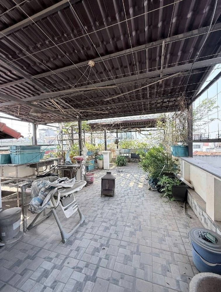 Bán Nhà Huỳnh Thúc Kháng_ô Tô Tránh_thoáng Trước Sau Đều Ô Tô_kd Đỉnh_80m2