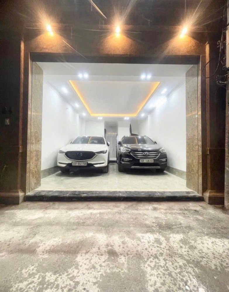 Bán Nhà Phố Vương Thừa Vũ, Hn, Dt 50 M2, 7 Tầng, Mt 5.1M, Giá Bán 21.2 Tỷ Mô Tả: Nhà Đất Phân Lô