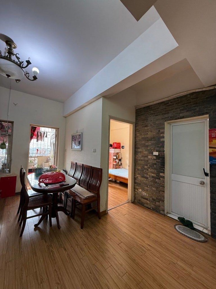 Bán Nhà Cc Ct9, Trịnh Đình Cửu, Hn, Dt 69 M2, Giá Bán 5.4 Tỷ Mô Tả: Nhà Đường Thông Thoáng, Bã