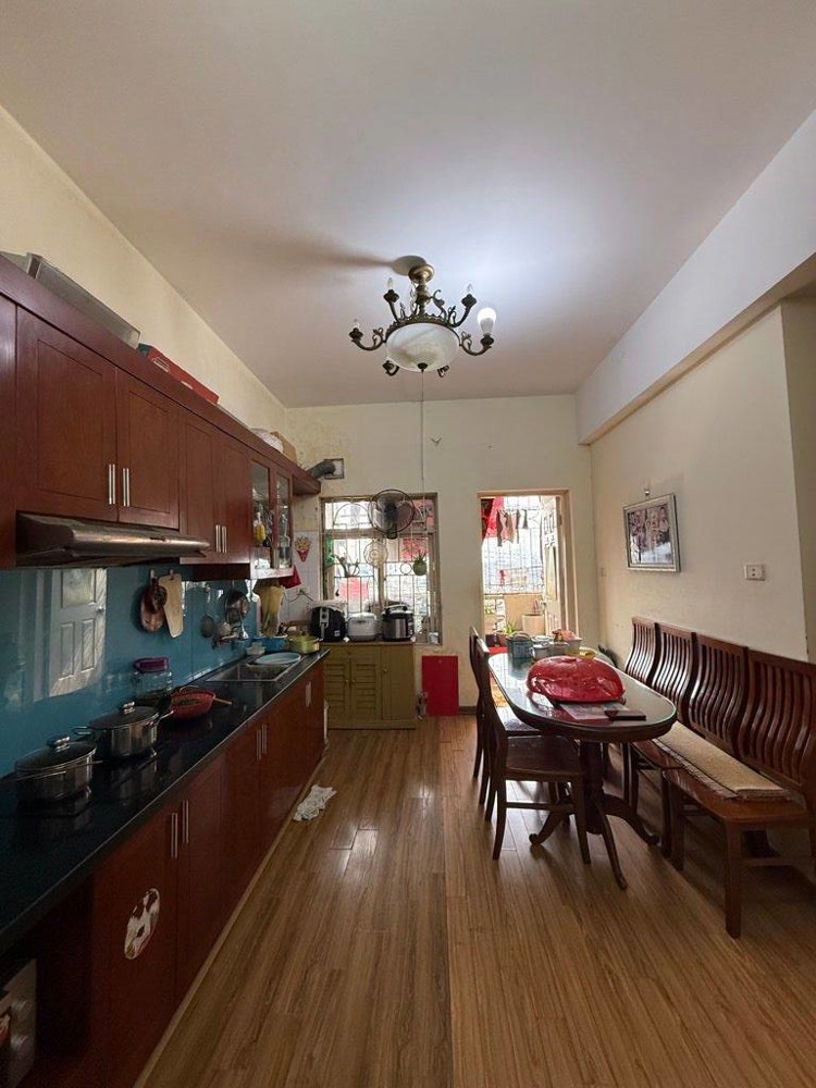 Bán Nhà Cc Ct9, Trịnh Đình Cửu, Hn, Dt 69 M2, Giá Bán 5.4 Tỷ Mô Tả: Nhà Đường Thông Thoáng, Bã