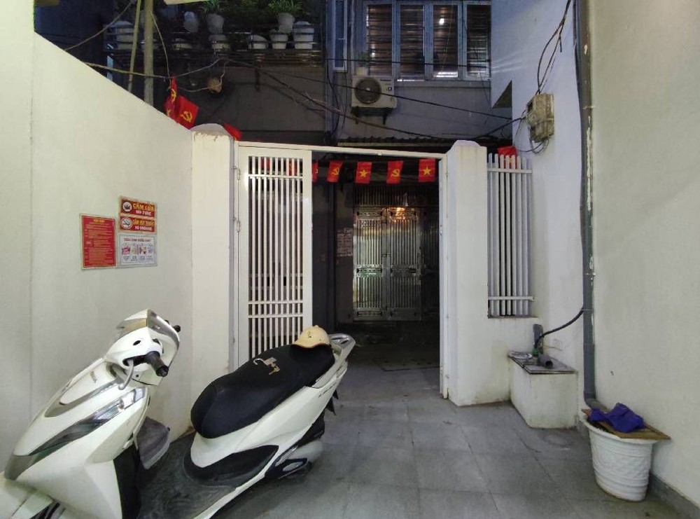 Bán Nhà Nguyễn Phúc Lai_sân Riêng Cổng Riêng_ngõ Thông Ba Gác_45m2_giá Chào 13,5 Tỷ