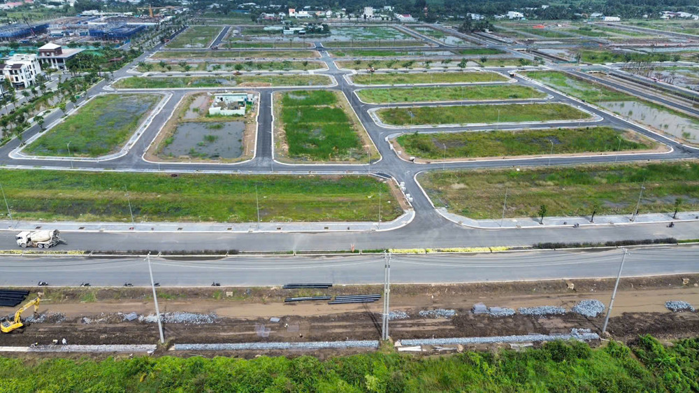 Cần Thanh Lý Gấp 3 Nền Giảm 1.500.000.000 Đ Kdc Võ Văn Kiệt Nối Dài- Dragon Eden