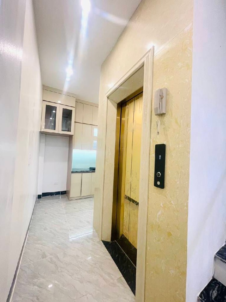 Bán Nhà Riêng Bà Triệu_hà Đông_5 Tầng_thang Máy_hơn 12 Tỷ Có Thương Lượng