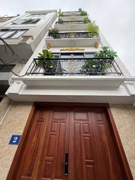 Bán Nhà Giải Phóng, Hn, Dt 32 M2, 6 Tầng, Giá Bán 8.65 Tỷ Mô Tả: Nhà Thoáng, Ngõ Thông, Khu Vực