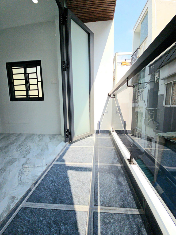 Bán Nhà Sát Mặt Tiền Q4 Hoàng Diệu Vs Khánh Hội Chỉ 1 Bước Tới Q1 Dt 63 M2 Có 4 Tê