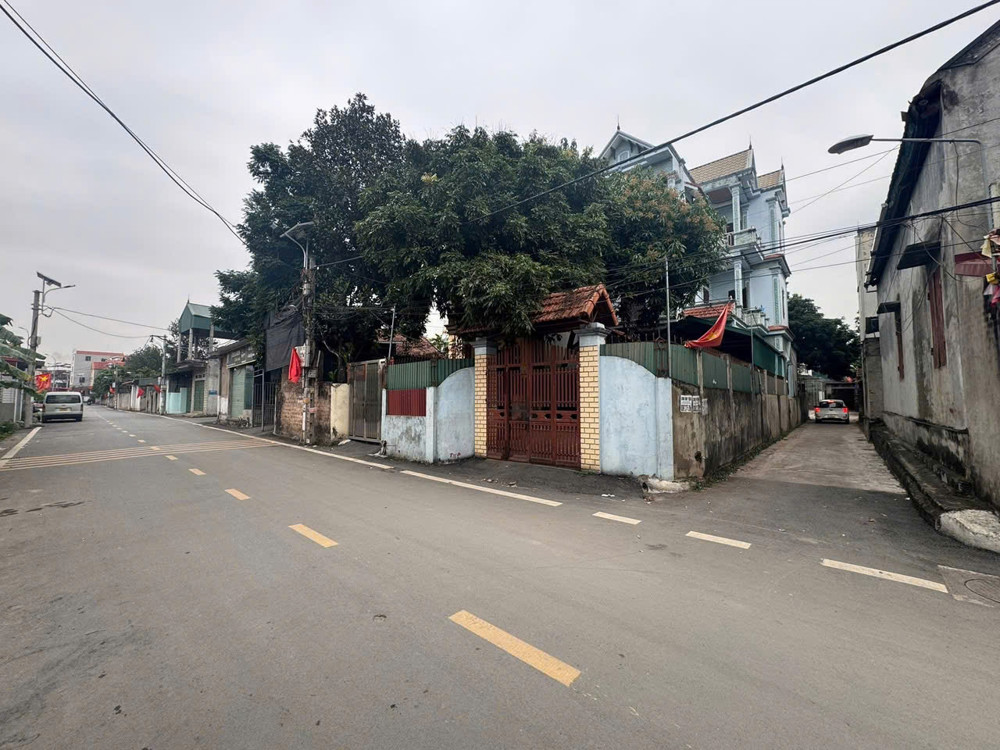 Cần B.án Gấp 75M Siêu Rẻ Ô Tô Đỗ Cửa Tại Thọ An _ Liên Minh _ Hà Nội