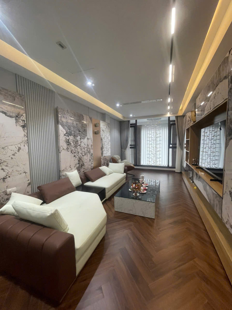 Bán Siêu Phẩm 8 Tầng Khu Phân Lô 918 Phúc Đồng, 50M2, Ô Tô Tránh, Kinh Doanh, 19,8 Tỷ