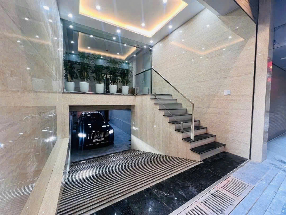 Bán Nhà Trung Tâm Cầu Giấy Vũ Phạm Hàm -72M - 9 Tầng Thang Máy – Hầm Ô Tô – 34.9 Tỷ Lh 0326213286