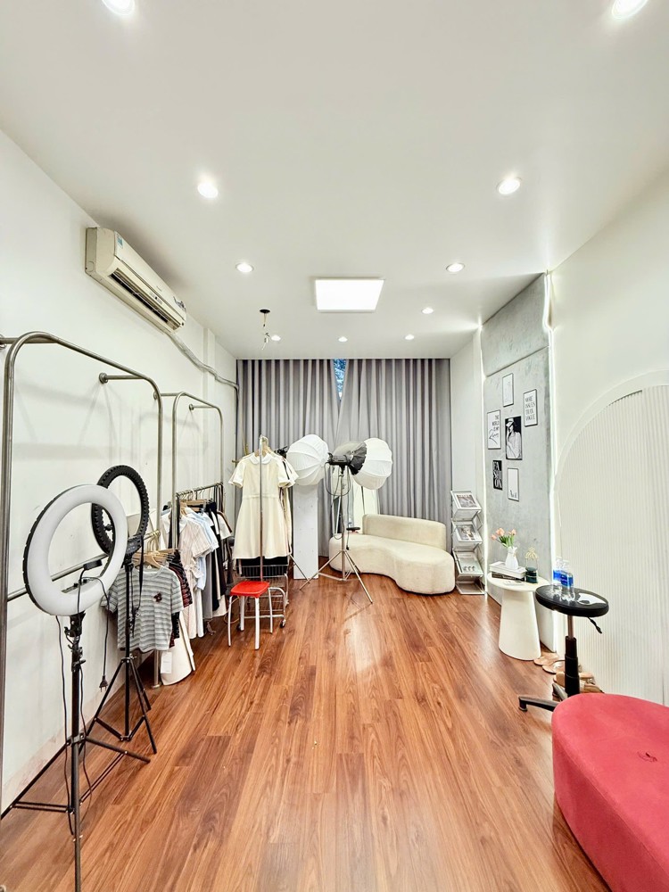 Bán Nhà Nguyễn Xiển, Dt54m 5 Tầng 2 Mặt Tiền, Oto Tránh, Vỉa Hè, Kinh Doanh, Nhỉnh 20 Tỷ