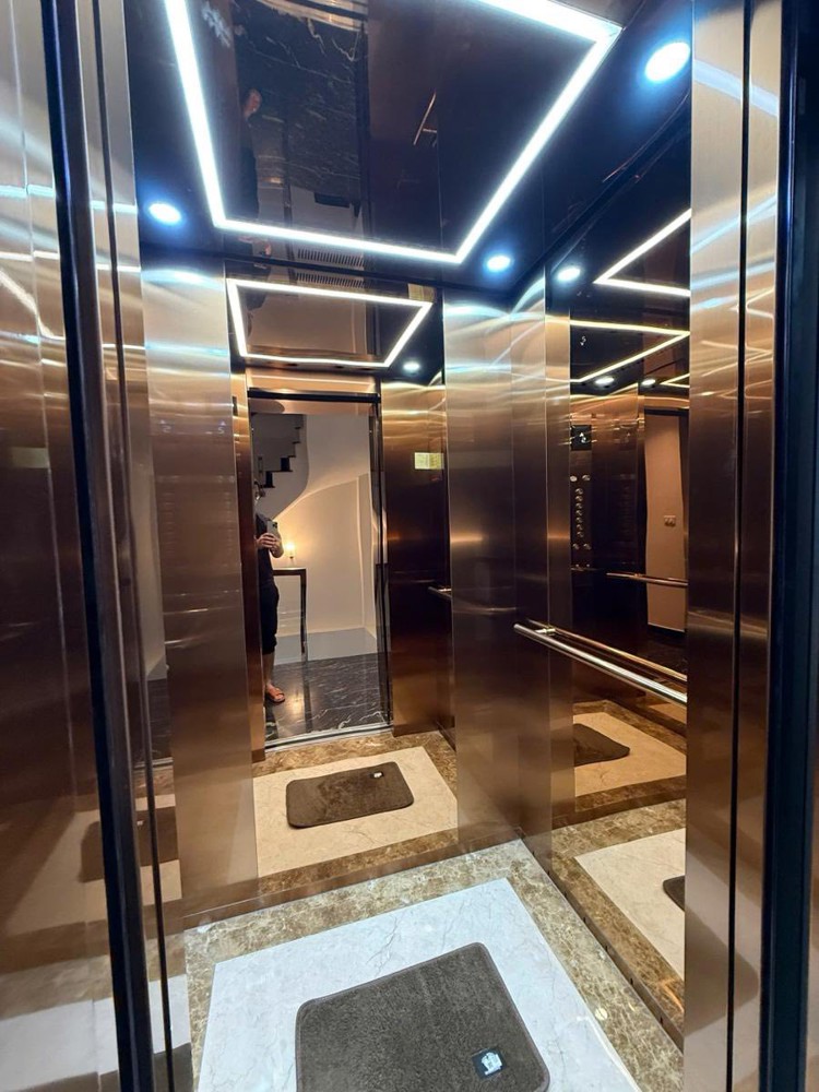 Nhà Đẹp Full Nội Thất Phố Đội Cấn 55M 7T Thang Máy Ngõ Ô Tô – Thông Tứ Tung Kinh Doanh Đỉnh