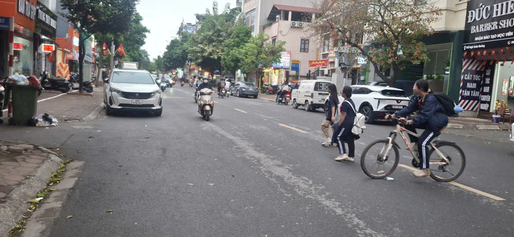 Nhà Phố Ngô Xuân Quảng,8.5 Tỷ 36M2,, 2 Mặt Thoáng, Sổ Đẹp