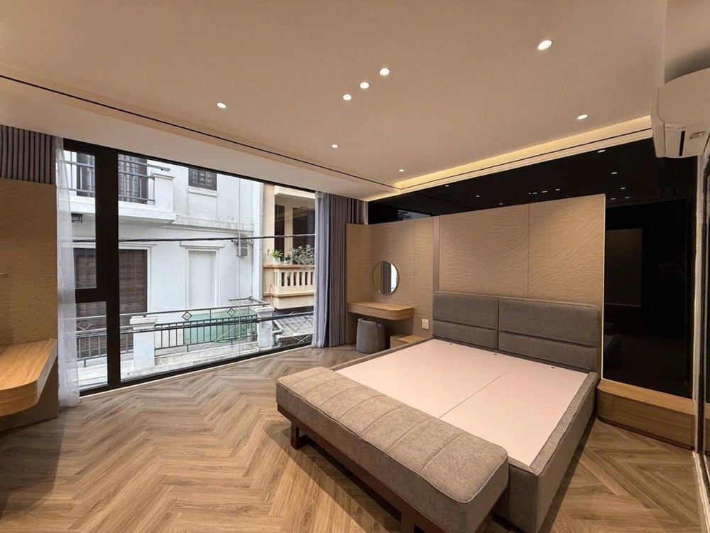 Nhà Đẹp Full Nội Thất Phố Hoàng Hoa Thám 55M 7T Thang Máy Ngõ Ô Tô – Thông Tứ Tung Kinh Doanh Đỉnh