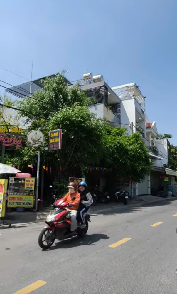 Góc 2 Mặt Tiền Tô Ký 12 – Cách Tô Ký 50M – Kinh Doanh Cực Đỉnh