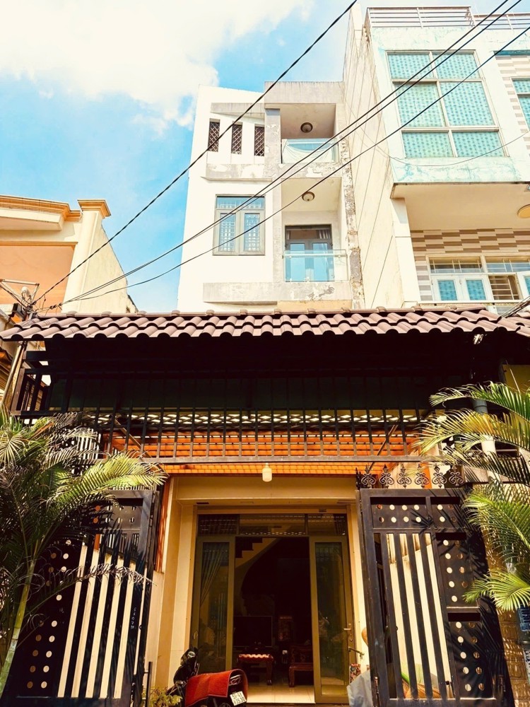 Chỉ 9.68 Tỷ - Có Ngay Nhà 4 Tầng Quang Trung - Hẻm 1 Trục 6M