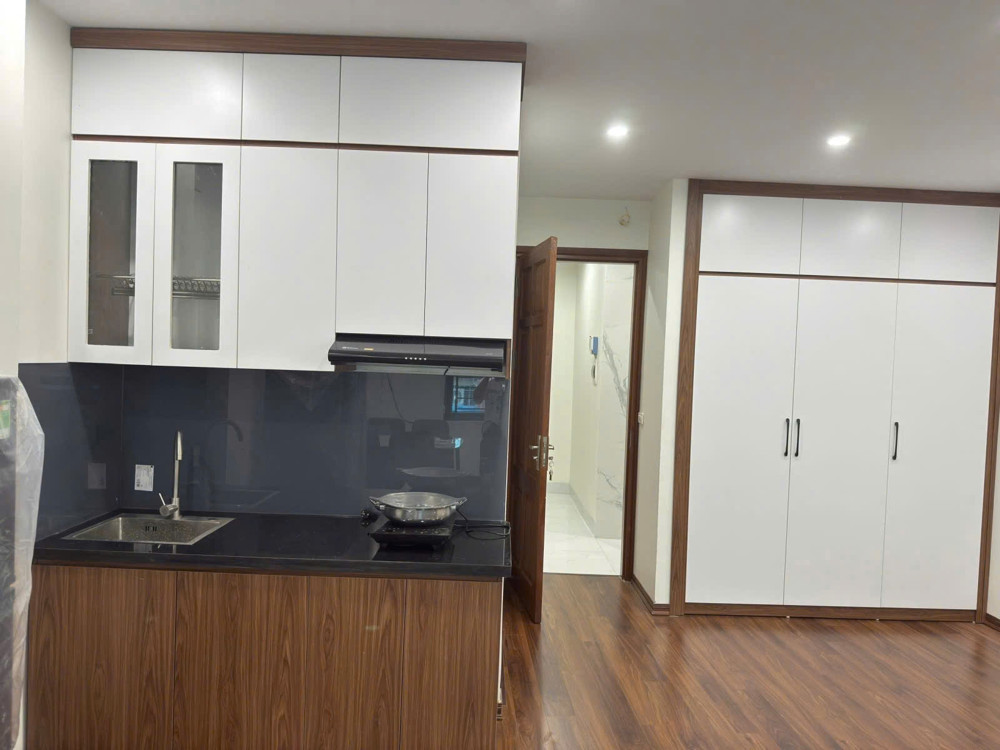 Bán Nhà Siêu Phẩm Mới Tinh Cầu Giấy 52M, 6 Tầng Thang Máy Thông Sàn, Mặt Tiền 5,3M, Giá 16.5 Tỷ