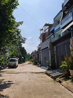 Cho Thuê Nhà 80M2, 2Pn 1 Trệt 1 Lầu + Nội Thất Hẻm Rộng 6M Đường Tl37, Kp1, P.thạnh Lộc, Q.12