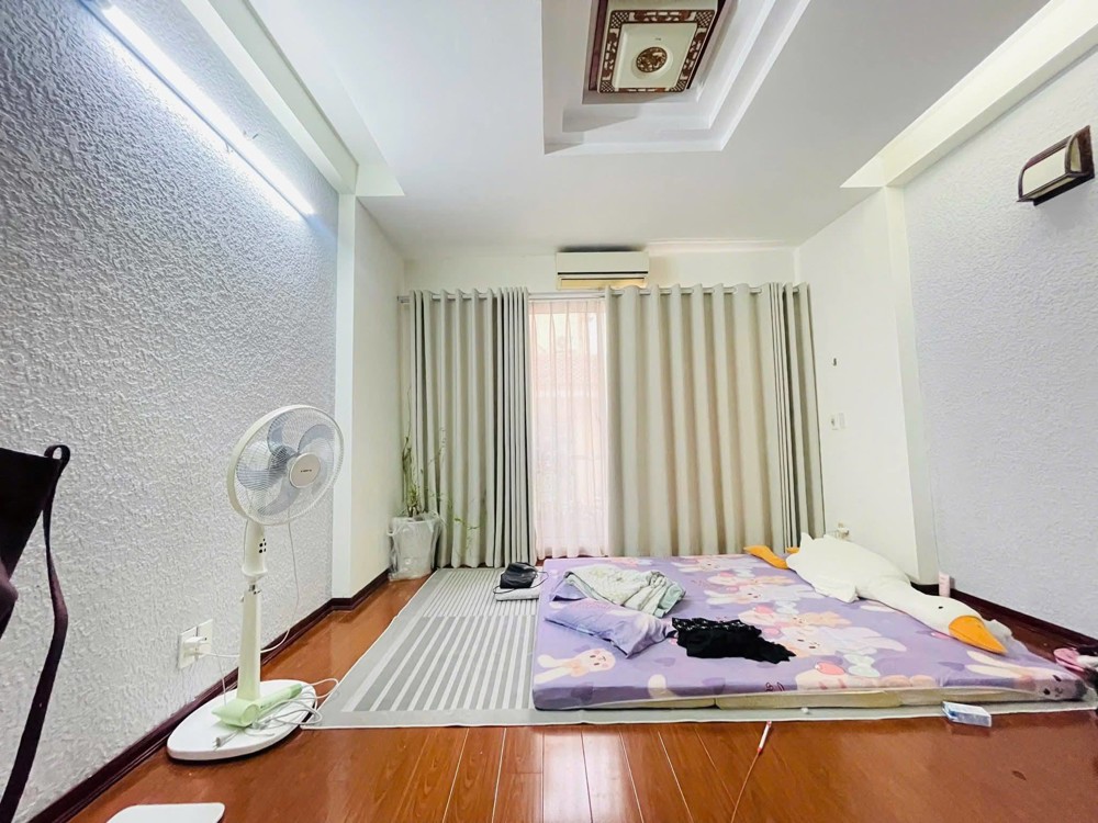 Lạc Long Quân – Bán Nhà 6Tầng 50M² Mt 4.2M – Giá Chào Hơn 18 Tỷ Tây Hồ