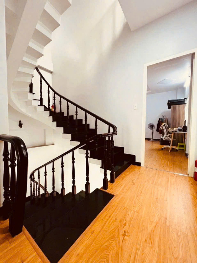 Bán Nhà Mặt Tiền Nguyễn Thái Bình - Gần Xuân Diệu, 5X16m, 3 Tầng - 5Pn, Hạ Còn 23,8 Tỷ