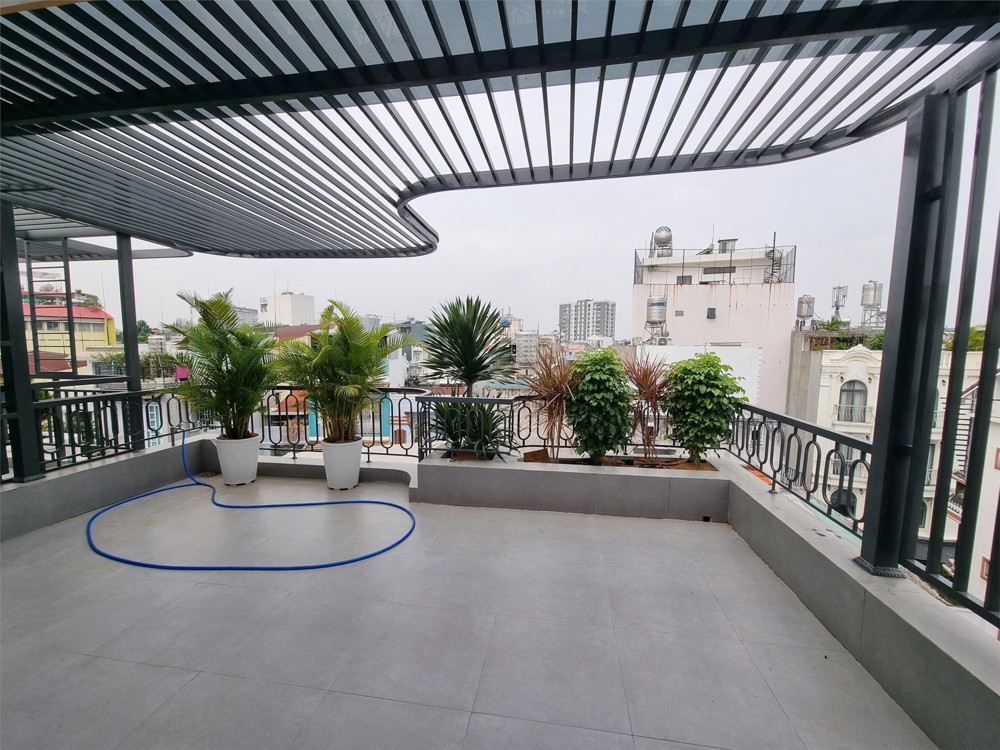 Ngang 6M Cực Khủng - Ngay Lotte Mart .Chỉ Nhỉnh 9 Tỷ - Sở Hữu Nhà 5 Tầng Thang Máy