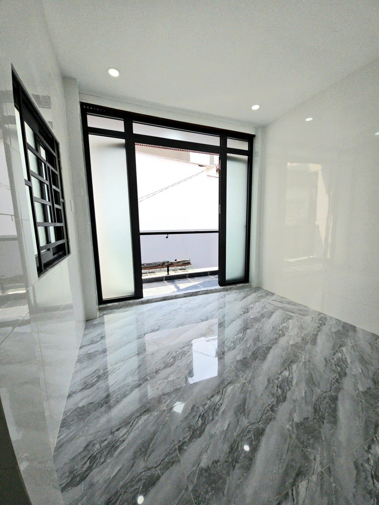 Bán Nhà Sát Mặt Tiền Q4 Hoàng Diệu Vs Khánh Hội Chỉ 1 Bước Tới Q1 Dt 63 M2 Có 4 Tê