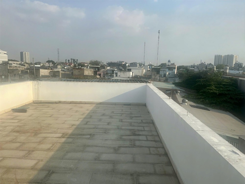 Ngân Hàng Thanh Lý Nhà Tt Dĩ An Siêu Đẹp 3 Lầu, Dt 126.4M2, Hẻm 6M, Giá Hấp Dẫn 4 Tỷ 3