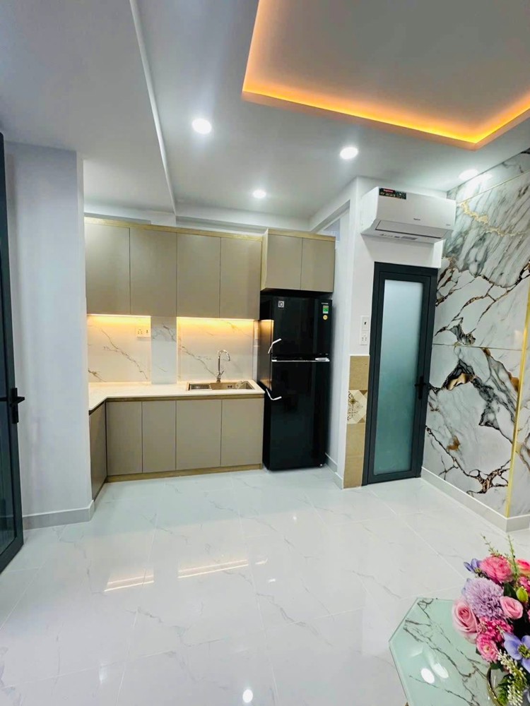 Hàng Hiếm - 2 Tỷ Hơn Có Nhà Sg - 2 Tầng Btct - Ngay Coopmart Quang Trung - Full Nội Thất Xịn - Sổ