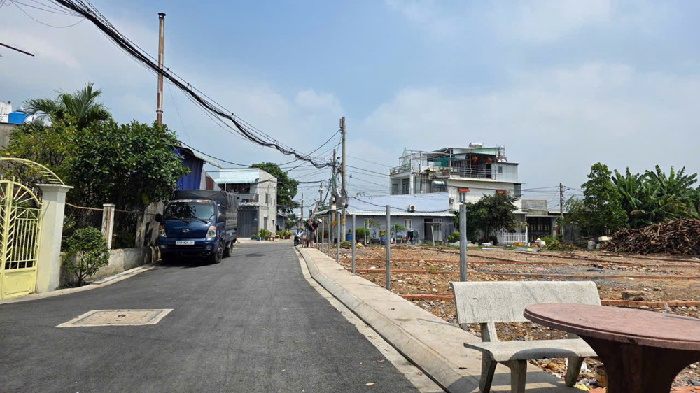 8 Lô Mặt Tiền Nhựa – Giáp Q12 – Gần Chợ Gấu & Nhà Thờ Tân Đông – Từ Nhỉnh 4 Tỷ