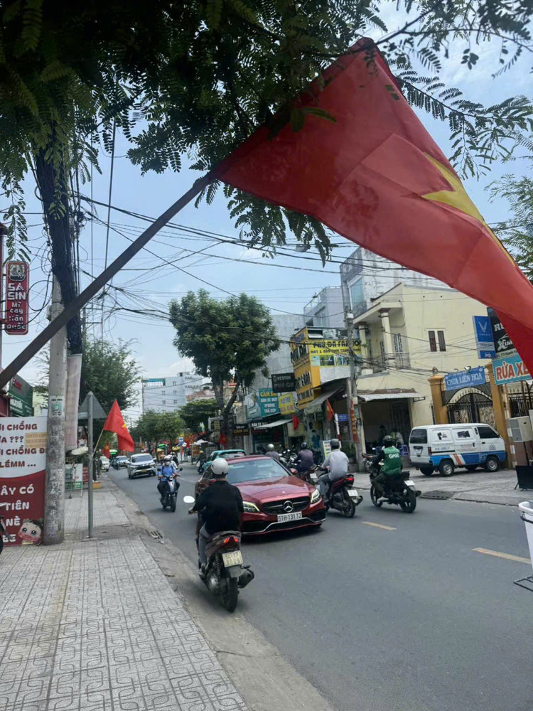 Mặt Tiền (4.3X30) Nguyễn Văn Quá Q12 – Khu Vực Cực Xung – Kinh Doanh Đỉnh