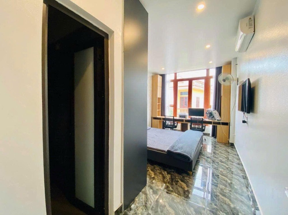 Bán Nhà 3 Tầng Mặt Đường Ngô Thì Nhậm Gần Cầu Công Trắng, Giá Chỉ 46Xx Mà Kinh Doanh Rất Tốt