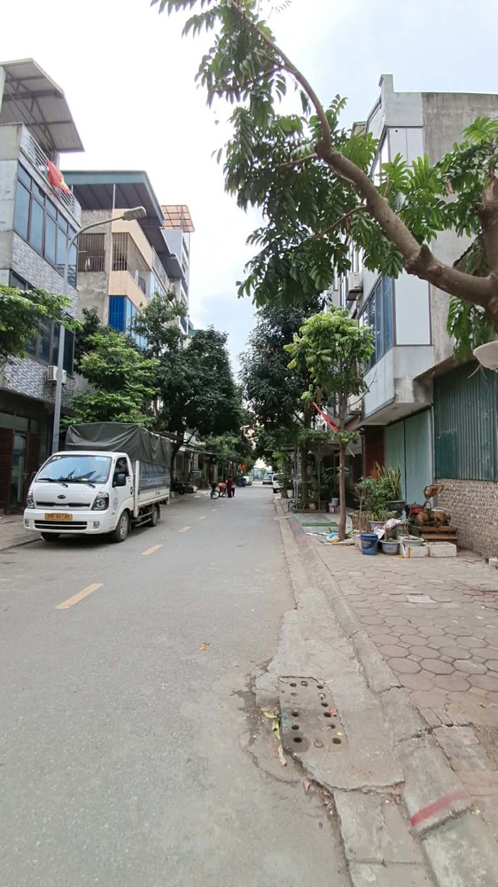 0372311369 Bán Nhà Phố Vip Bồ Đề 90M2 - Đường Container Tránh - Vỉa Hè Rộng – An Sinh Đỉnh