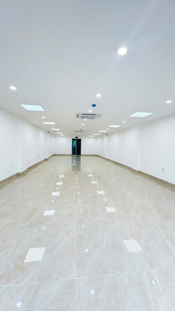 Bán Tòa Nhà Văn Phòng Mặt Phố Tô Vĩnh Diện