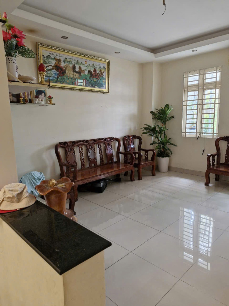 Bán Nhà 4 Lầu Mặt Tiền Kinh Doanh Đường 49, Hiệp Bình Chánh, Thành Phố Thủ Đức