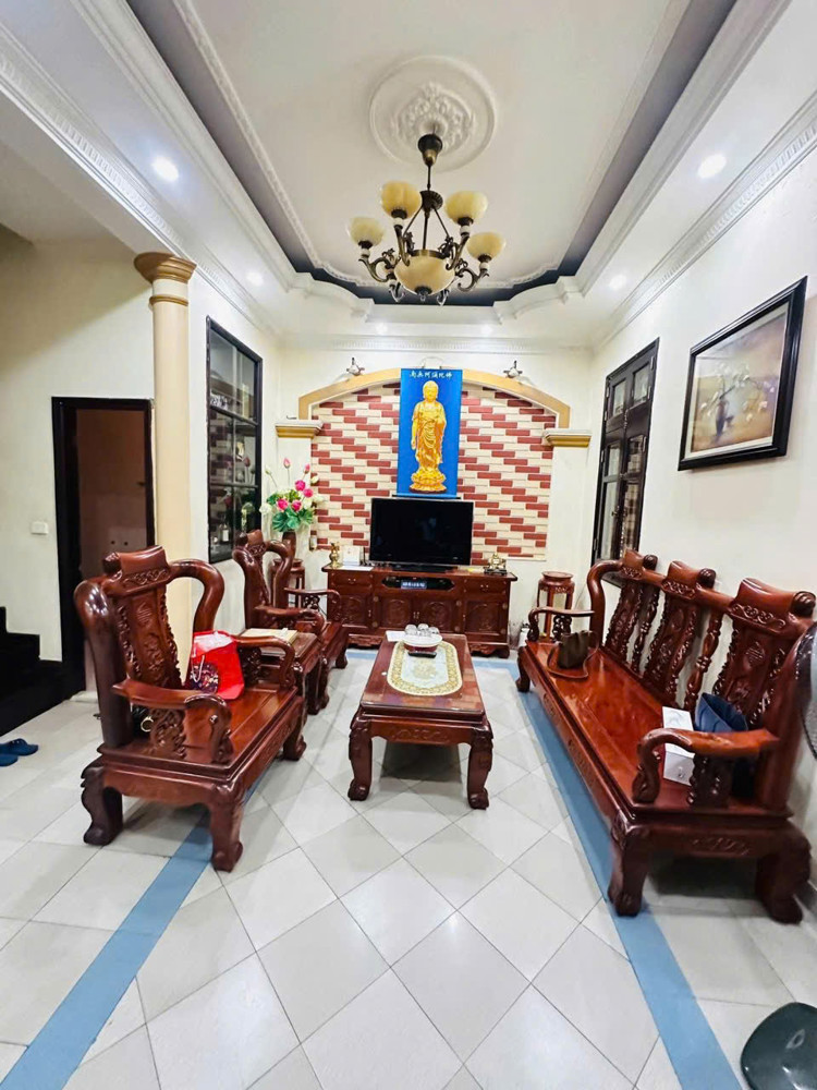 Chùa Bộc – Diện Tích 45M – Mặt Tièn 5T – 30M Ra Phố – 14 Tỷ