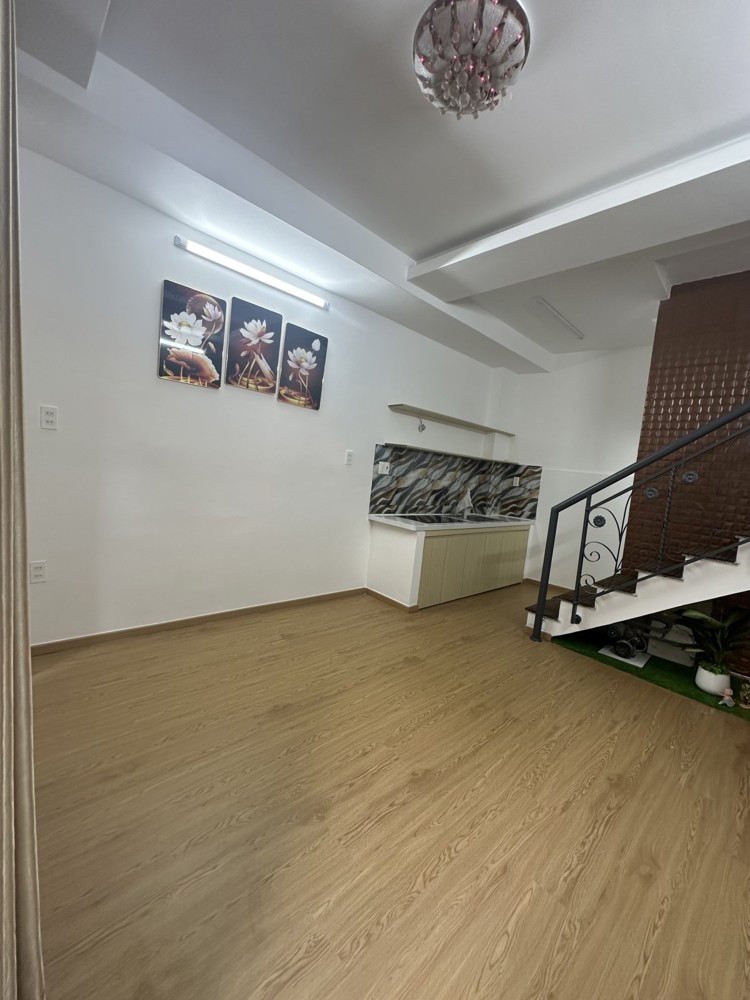 3 Tỷ Sở Hữu Nhà Riêng – Có Nhà Đẹp Nguyễn Văn Lượng – Hiếm