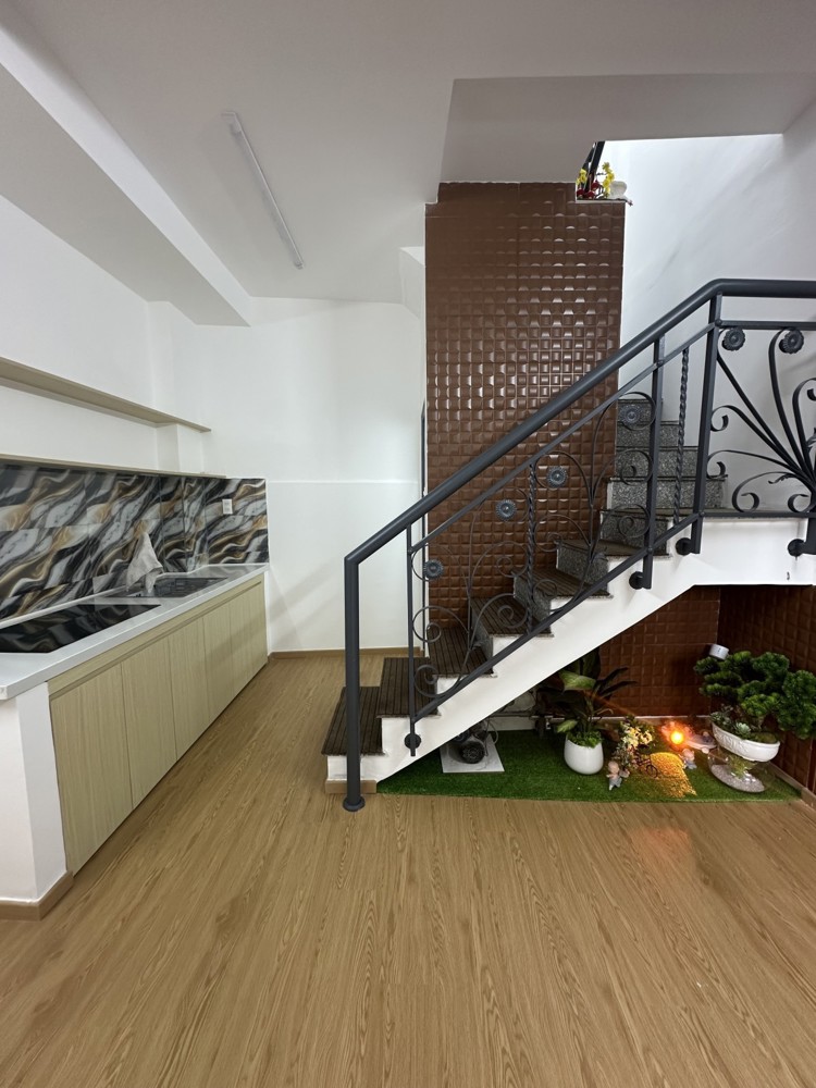 3 Tỷ Sở Hữu Nhà Riêng – Có Nhà Đẹp Nguyễn Văn Lượng – Hiếm