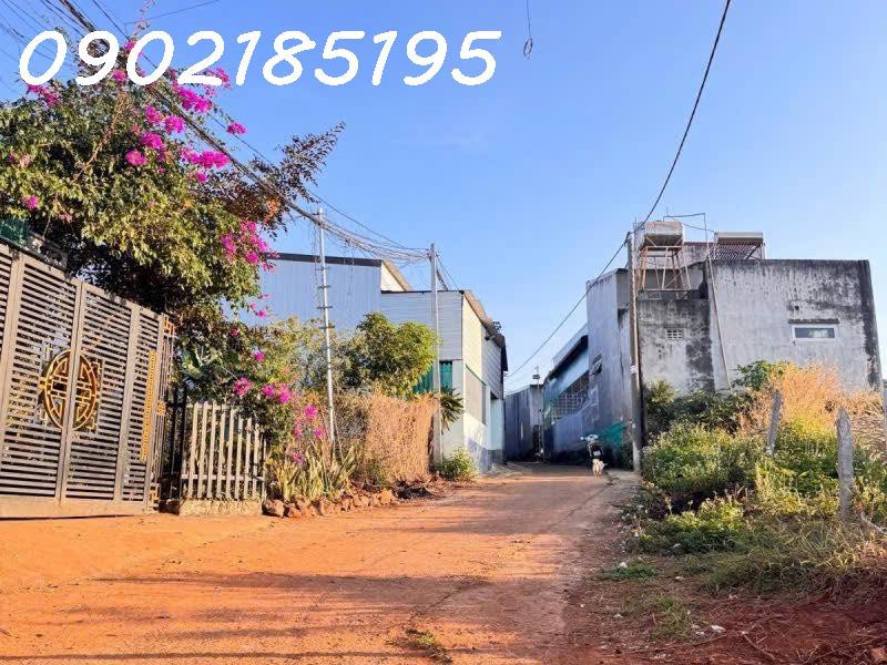 Lô Đất Góc (5M X 24M) Hẻm Phạm Văn Đồng Gần Vòng Xoay Ngã 3 Hòa Bình – Buôn Ma Thuột = 1 Tỷ 600